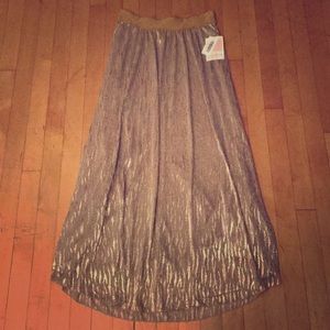 Lularoe Elegant Collection Gold Lucy